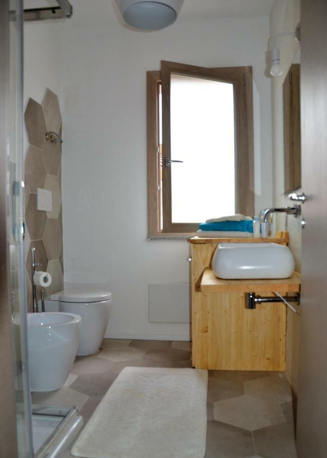Le Perle Dell'Isola Apartment Изола Роса Екстериор снимка