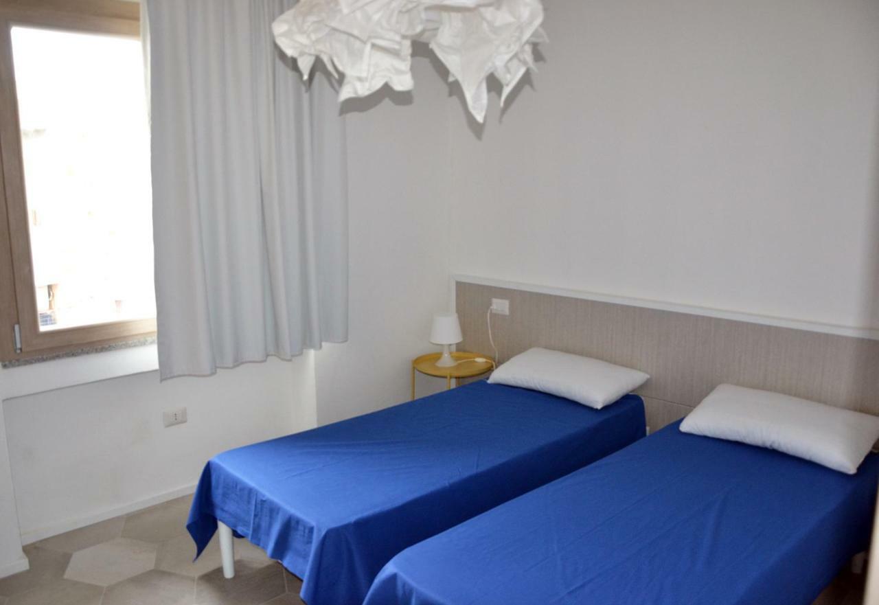 Le Perle Dell'Isola Apartment Изола Роса Екстериор снимка