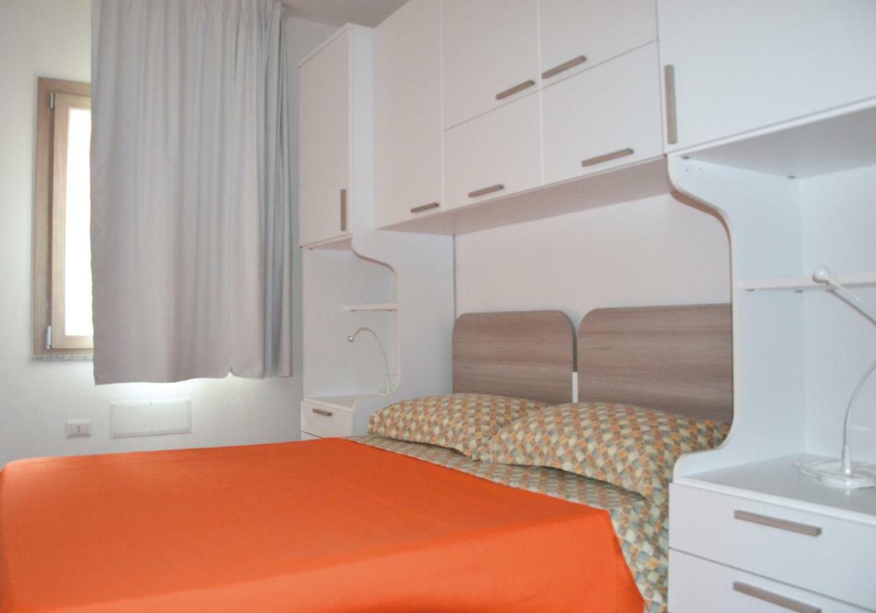 Le Perle Dell'Isola Apartment Изола Роса Екстериор снимка