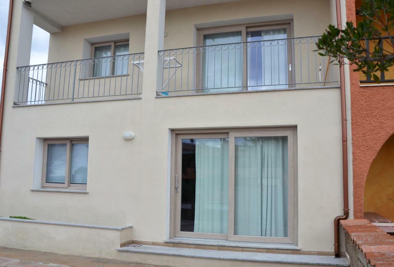 Le Perle Dell'Isola Apartment Изола Роса Екстериор снимка