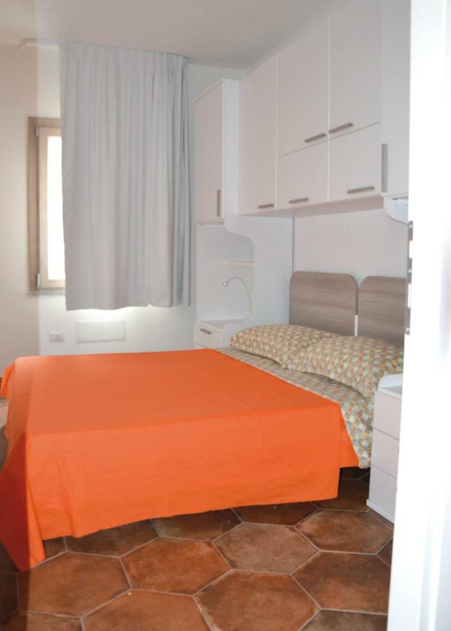 Le Perle Dell'Isola Apartment Изола Роса Екстериор снимка