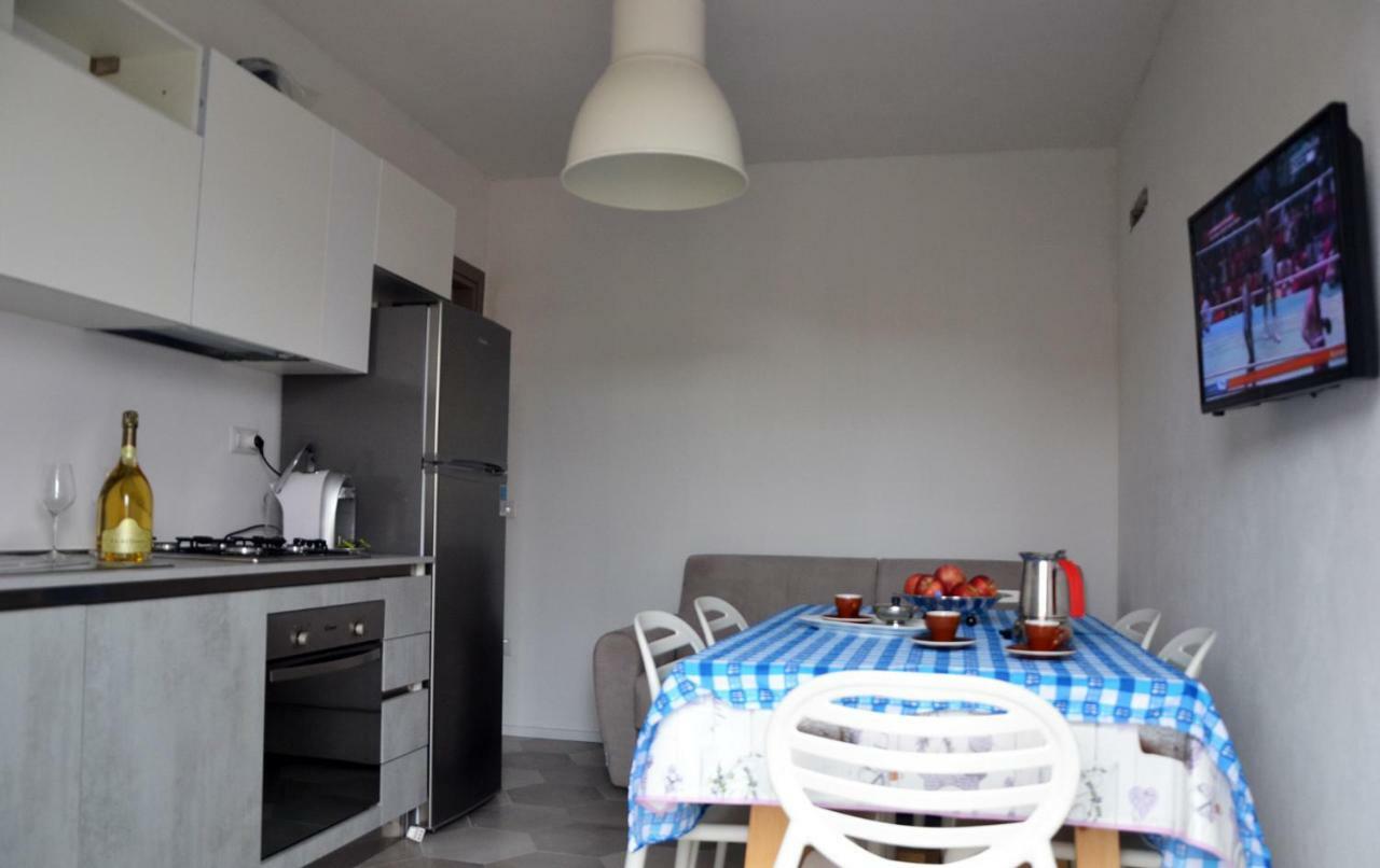 Le Perle Dell'Isola Apartment Изола Роса Екстериор снимка