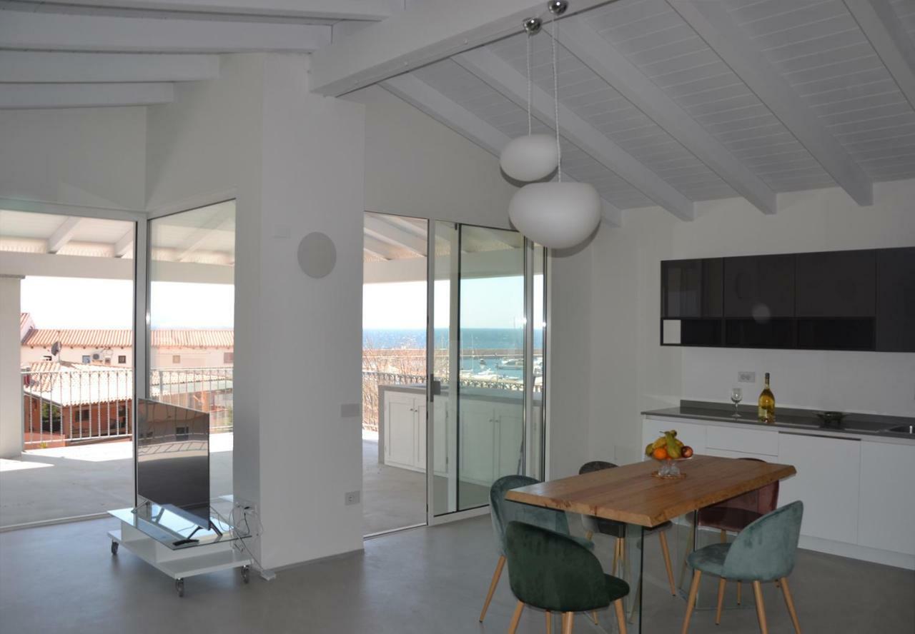Le Perle Dell'Isola Apartment Изола Роса Екстериор снимка